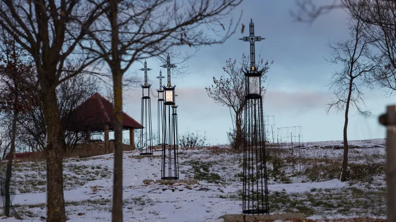 Reportáž o křížové cestě P. Václava Drboly ve Starovičkách